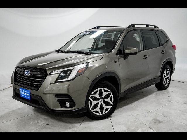 2022 Subaru Forester Premium