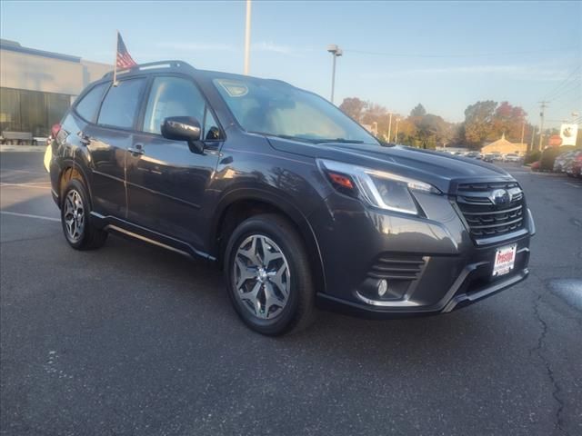 2022 Subaru Forester Premium