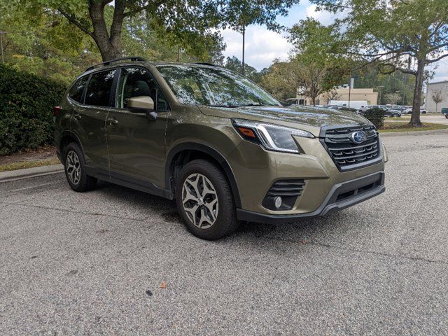 2022 Subaru Forester Premium