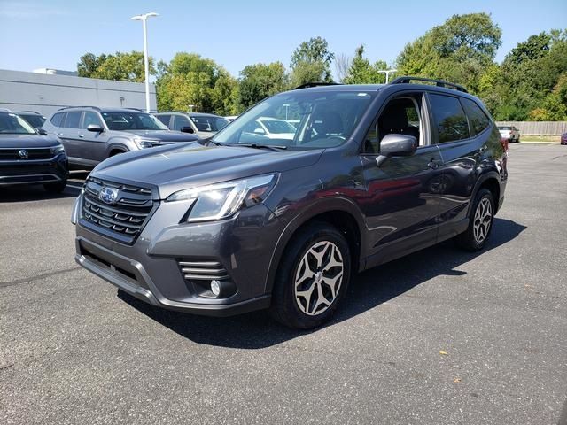 2022 Subaru Forester Premium