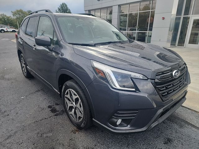 2022 Subaru Forester Premium