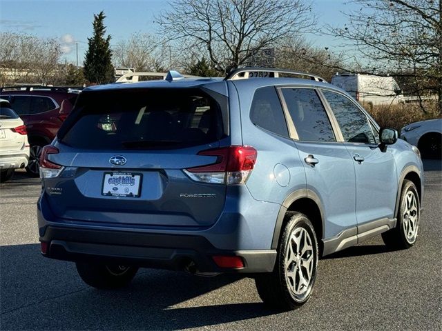 2022 Subaru Forester Premium