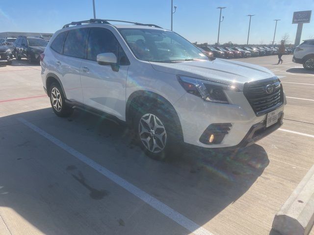 2022 Subaru Forester Premium