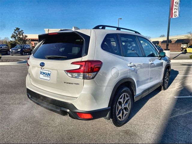 2022 Subaru Forester Premium