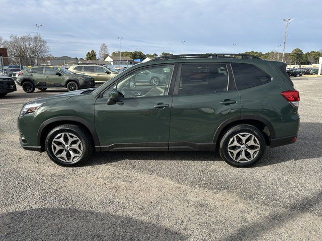 2022 Subaru Forester Premium