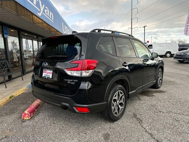 2022 Subaru Forester Premium