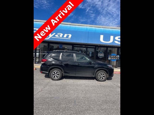 2022 Subaru Forester Premium