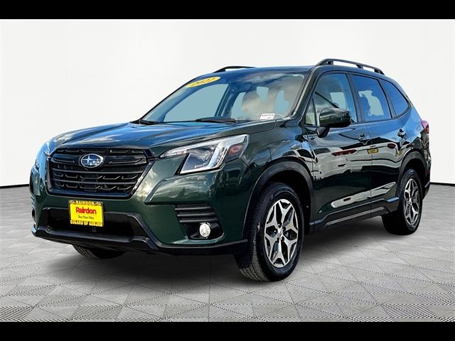 2022 Subaru Forester Premium