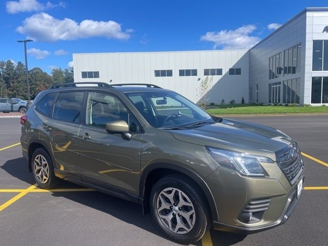 2022 Subaru Forester Premium