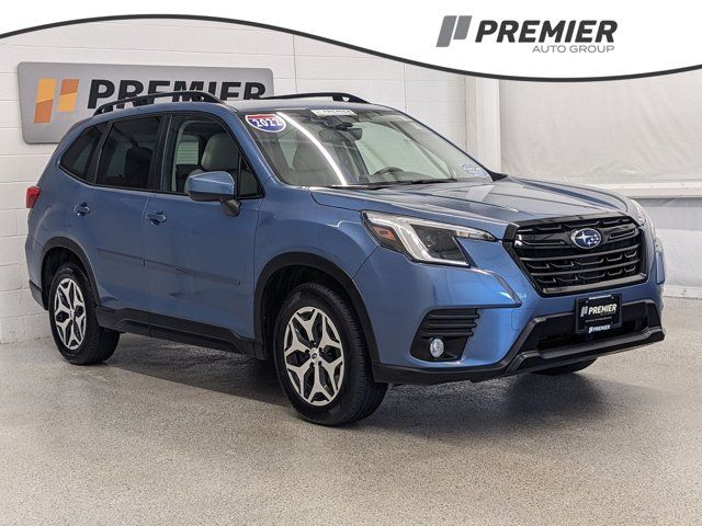 2022 Subaru Forester Premium