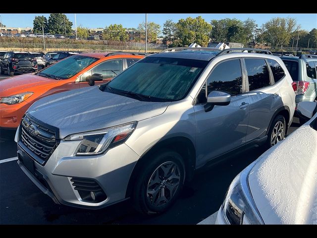 2022 Subaru Forester Premium