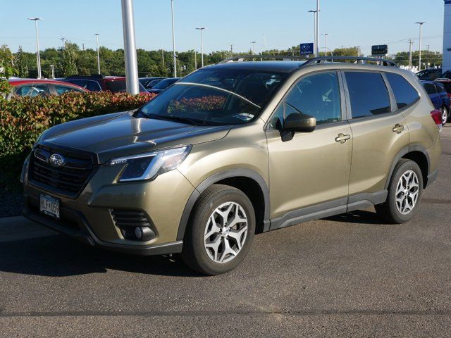 2022 Subaru Forester Premium