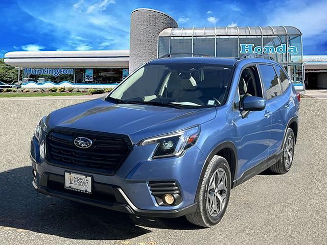 2022 Subaru Forester Premium