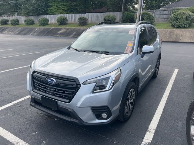 2022 Subaru Forester Premium