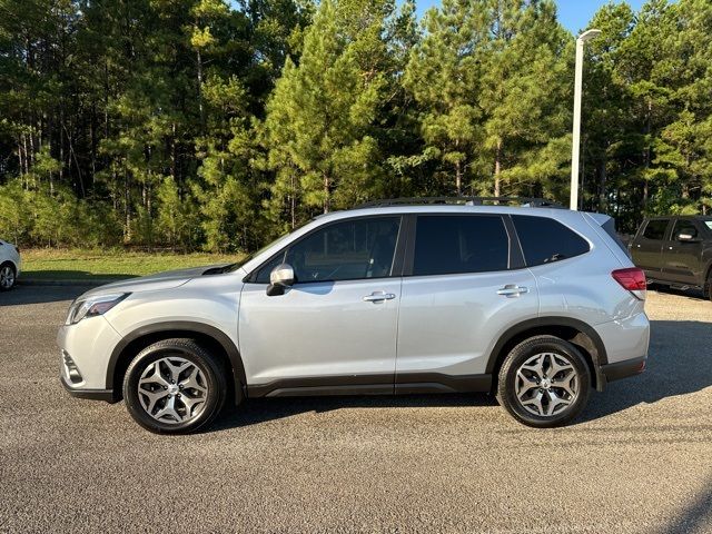 2022 Subaru Forester Premium