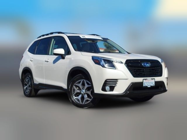 2022 Subaru Forester Premium