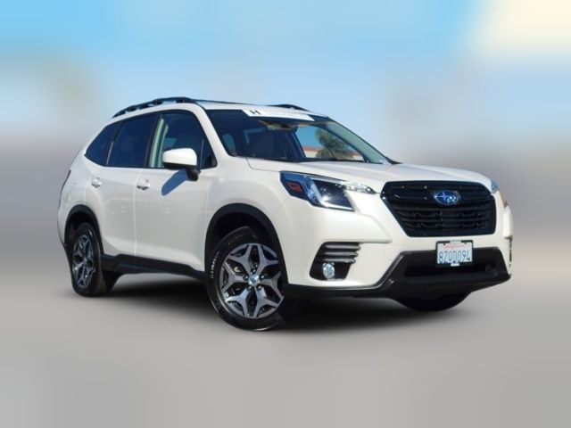 2022 Subaru Forester Premium