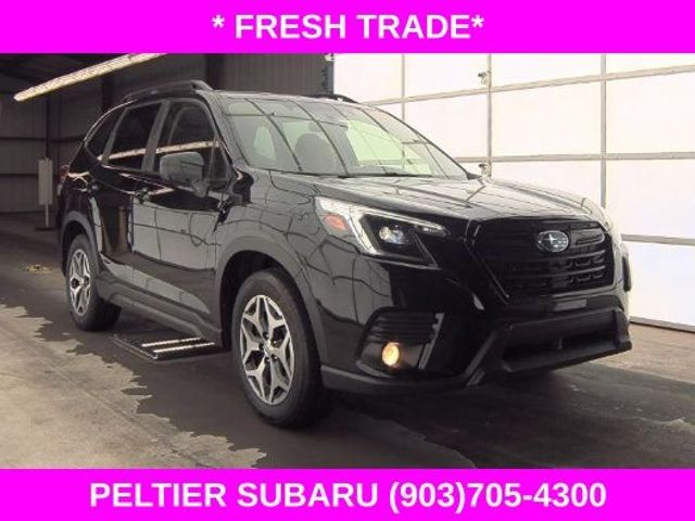 2022 Subaru Forester Premium