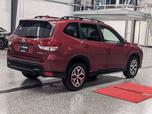 2022 Subaru Forester Premium