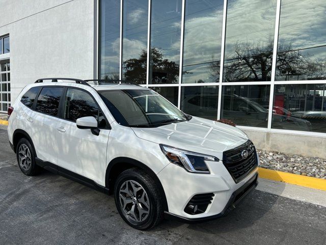 2022 Subaru Forester Premium