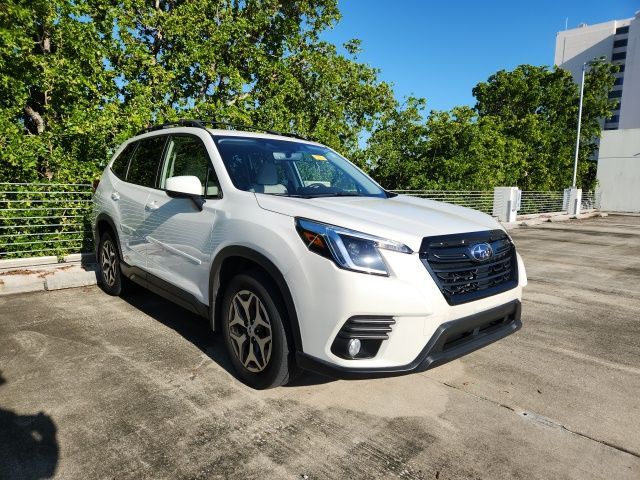 2022 Subaru Forester Premium