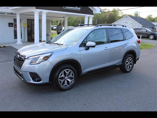 2022 Subaru Forester Premium