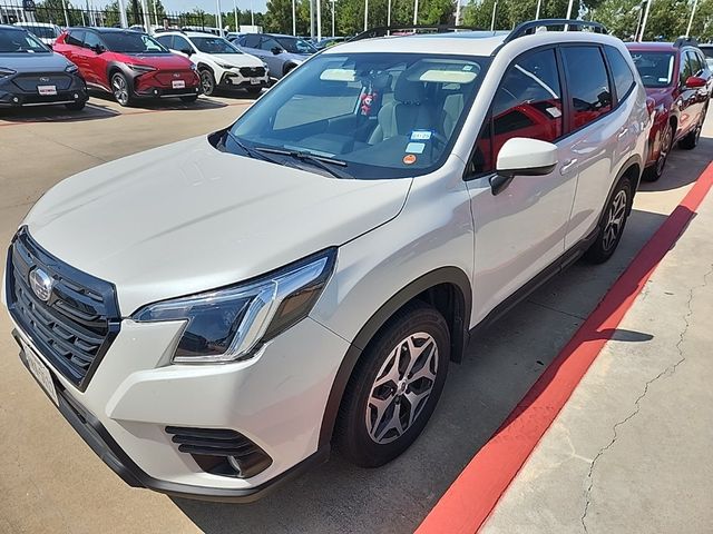 2022 Subaru Forester Premium