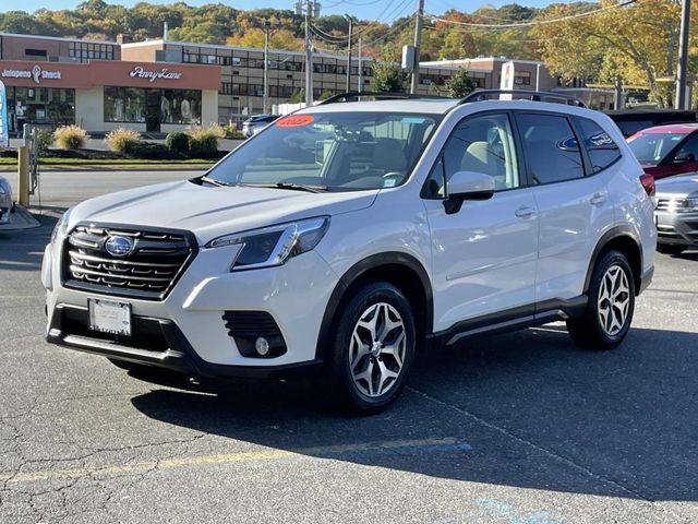 2022 Subaru Forester Premium