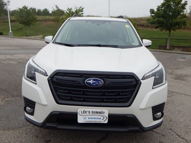 2022 Subaru Forester Premium