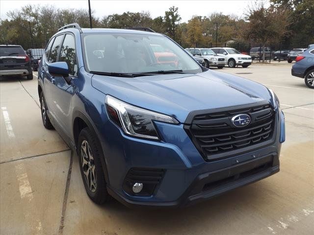 2022 Subaru Forester Premium