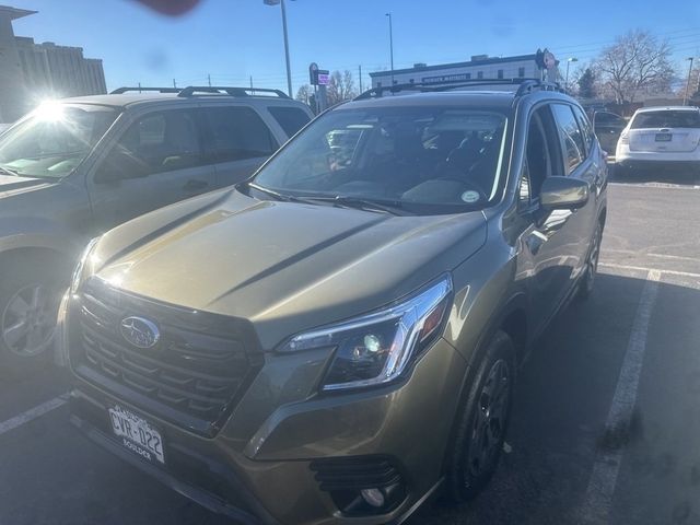 2022 Subaru Forester Premium