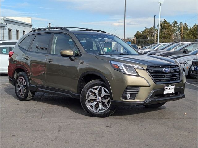 2022 Subaru Forester Premium