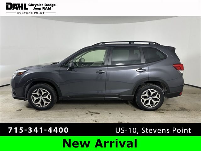 2022 Subaru Forester Premium