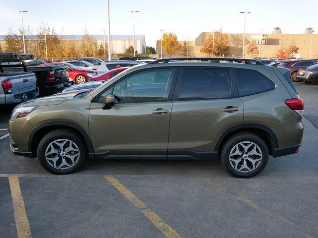 2022 Subaru Forester Premium