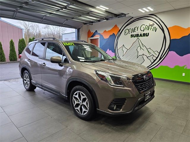 2022 Subaru Forester Premium