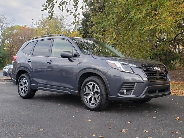 2022 Subaru Forester Premium