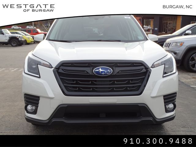 2022 Subaru Forester Premium