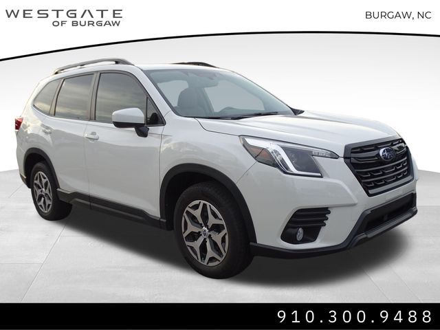 2022 Subaru Forester Premium