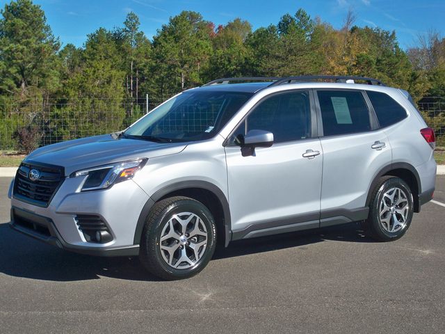 2022 Subaru Forester Premium