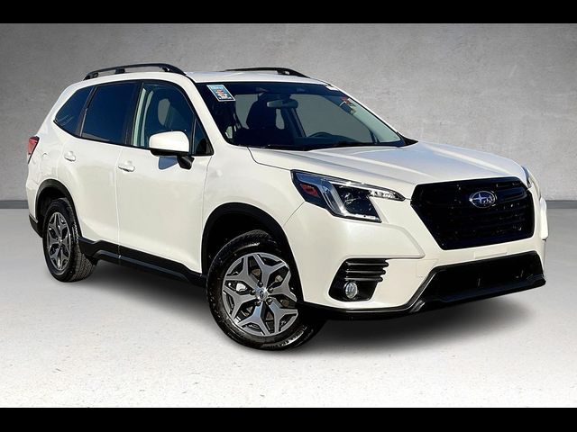 2022 Subaru Forester Premium