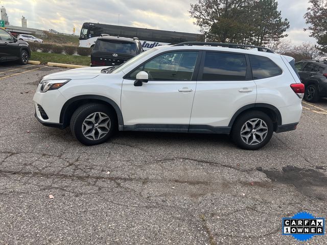 2022 Subaru Forester Premium