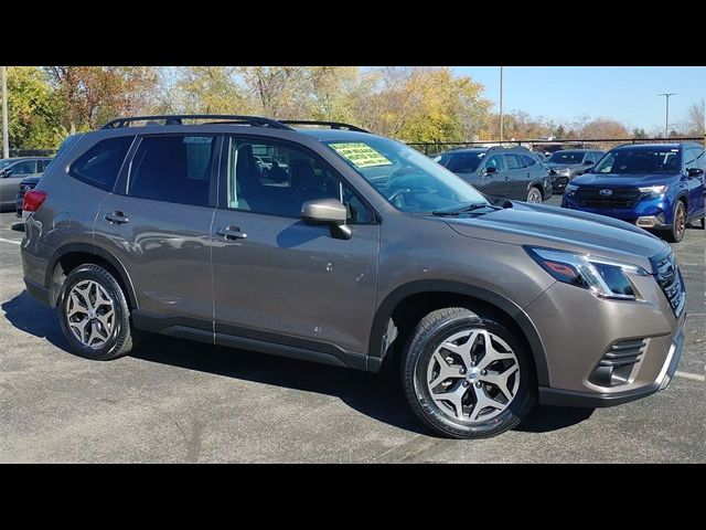 2022 Subaru Forester Premium