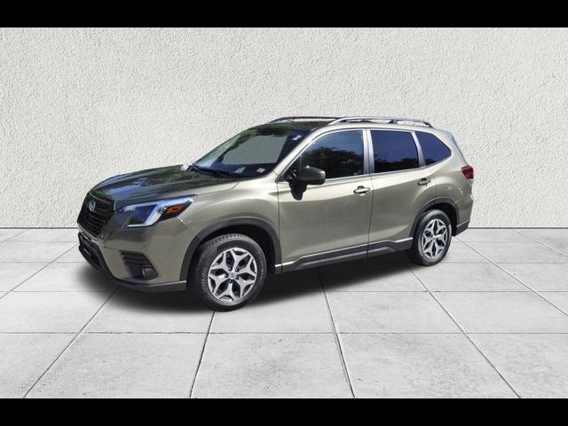 2022 Subaru Forester Premium