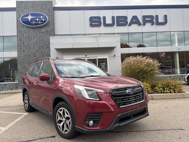 2022 Subaru Forester Premium