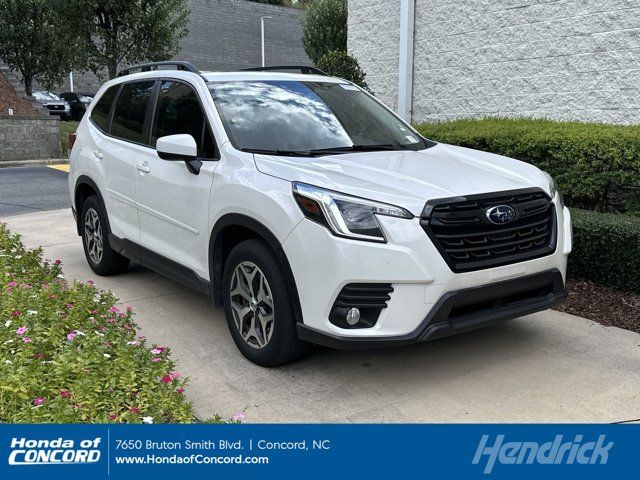 2022 Subaru Forester Premium