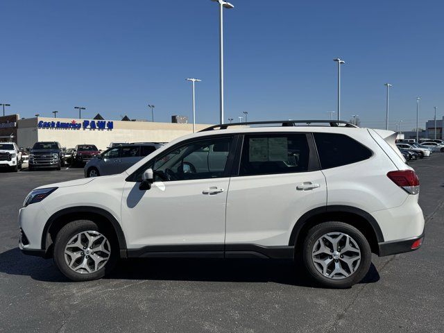 2022 Subaru Forester Premium