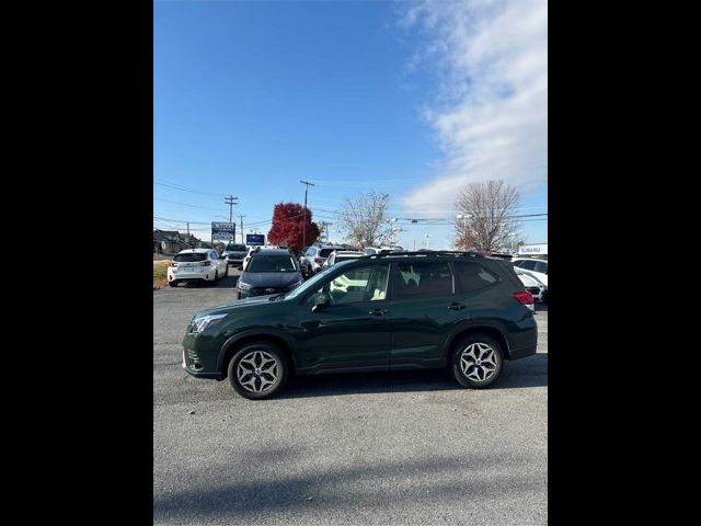 2022 Subaru Forester Premium