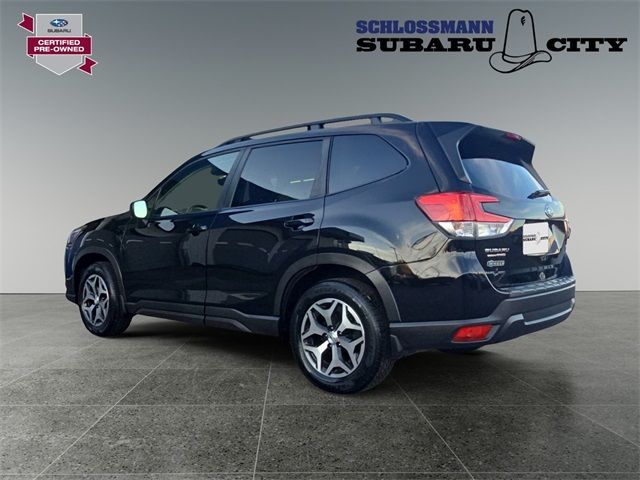 2022 Subaru Forester Premium