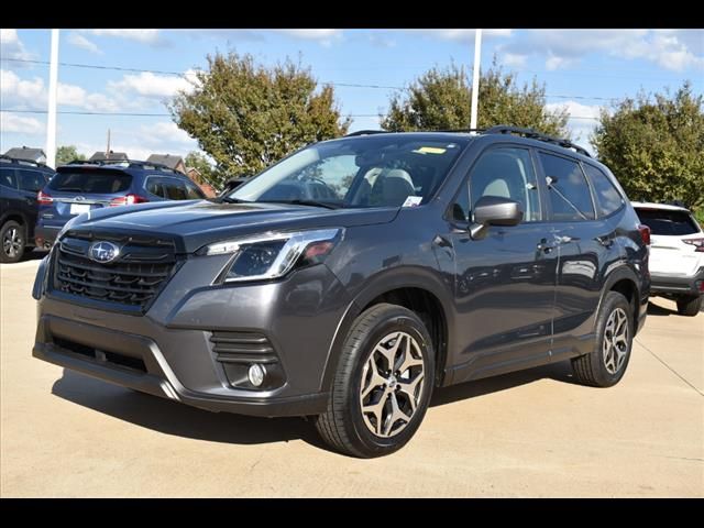 2022 Subaru Forester Premium