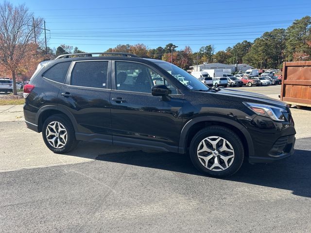 2022 Subaru Forester Premium